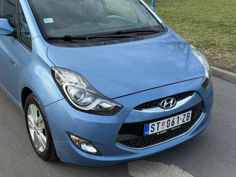 Hyundai ix20 2011 - 4