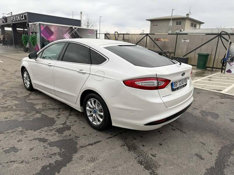 Ford Mondeo 2015 - 5