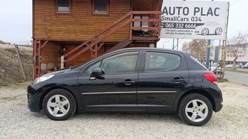 Peugeot 207 2011 - 3