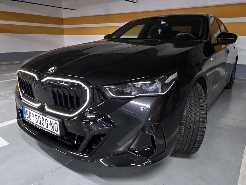 BMW 520 2024 - 1