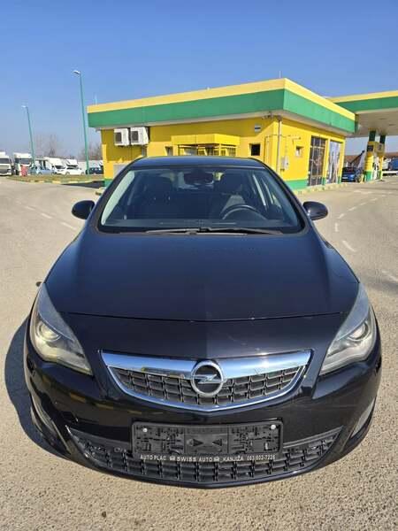 Opel Astra J 2010 - 3