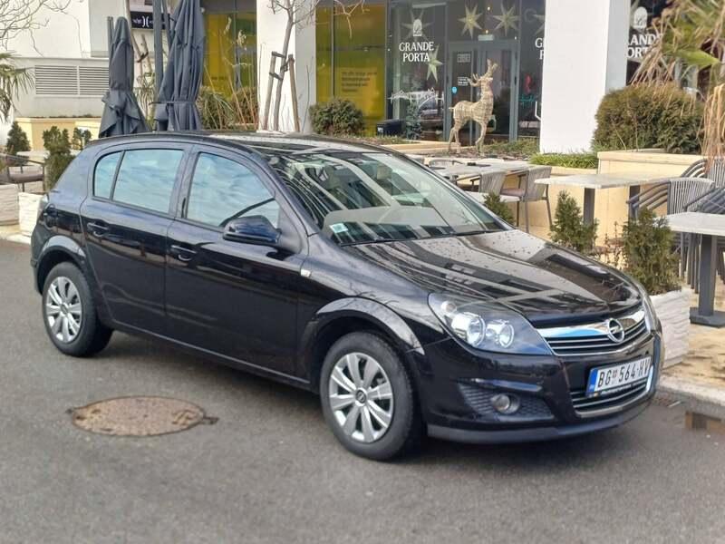 Opel Astra H 2012 - 3